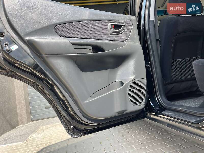 Внедорожник / Кроссовер Hyundai Tucson 2007 в Ракитном фото 47 Внедорожник / Кроссовер Hyundai Tucson 2007 в Ракитном