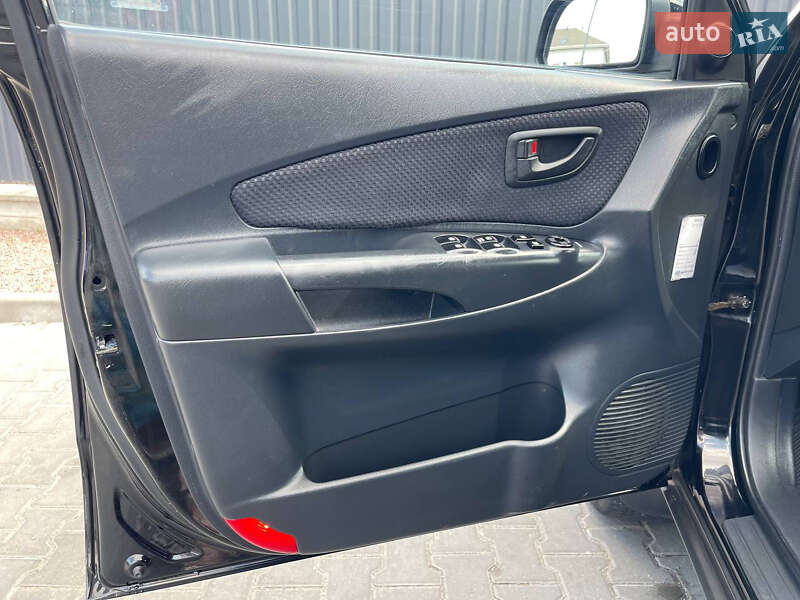 Внедорожник / Кроссовер Hyundai Tucson 2007 в Ракитном фото 45 Внедорожник / Кроссовер Hyundai Tucson 2007 в Ракитном