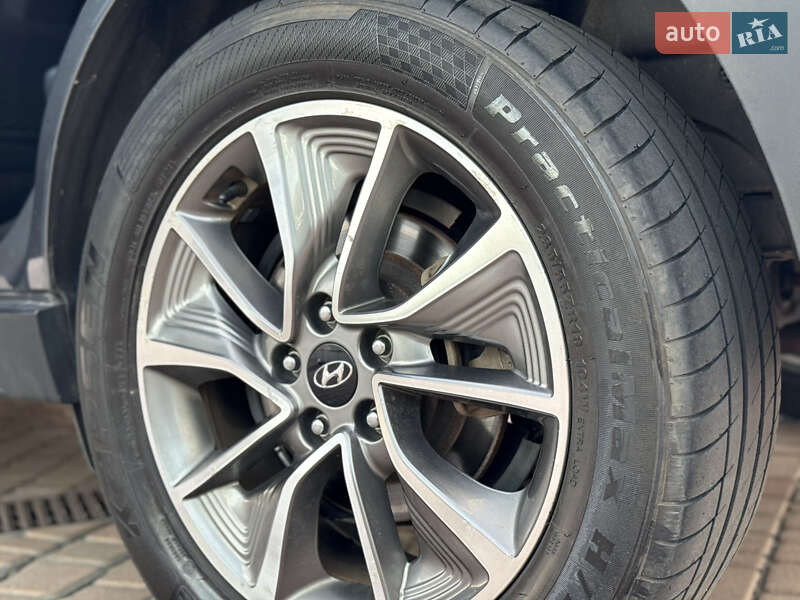 Позашляховик / Кросовер Hyundai Tucson 2017 в Одесі