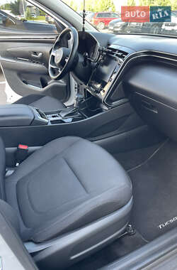 Внедорожник / Кроссовер Hyundai Tucson 2021 в 