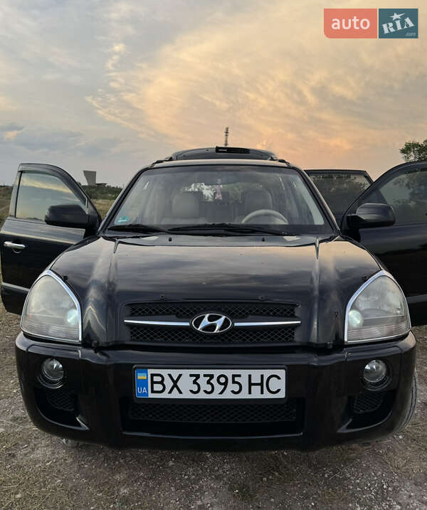 Позашляховик / Кросовер Hyundai Tucson 2008 в Ізюмі