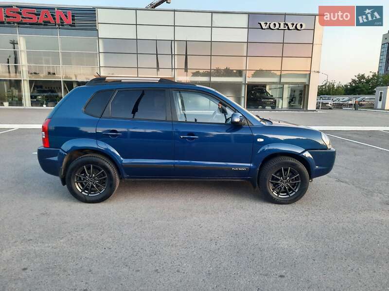 Внедорожник / Кроссовер Hyundai Tucson 2007 в Полтаве