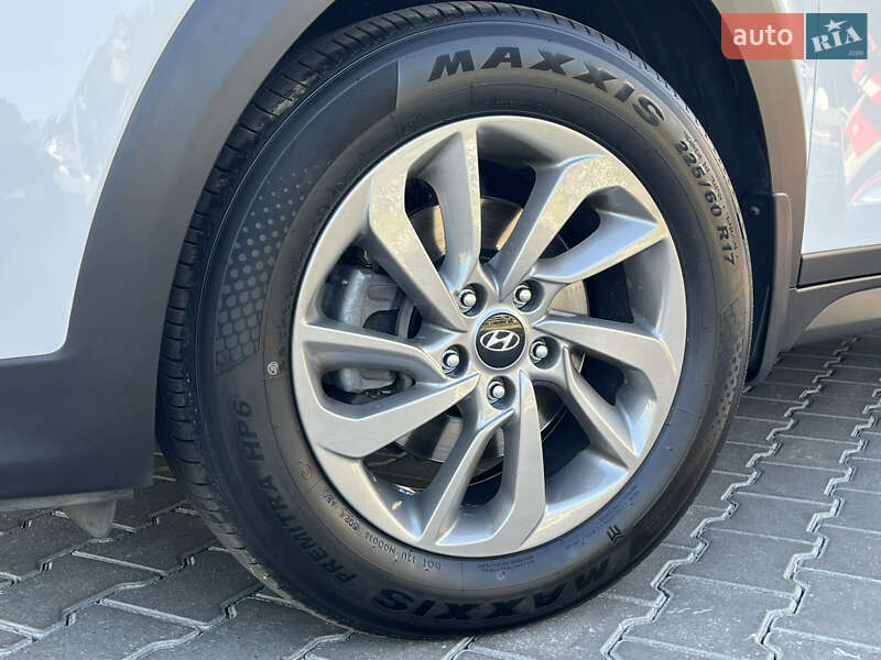 Внедорожник / Кроссовер Hyundai Tucson 2016 в Одессе