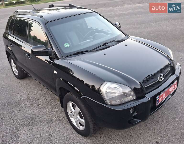 Позашляховик / Кросовер Hyundai Tucson 2007 в 