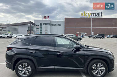 Внедорожник / Кроссовер Hyundai Tucson 2021 в 