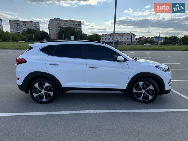 Внедорожник / Кроссовер Hyundai Tucson 2017 в Каменец-Подольском