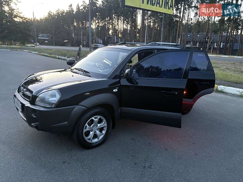 Позашляховик / Кросовер Hyundai Tucson 2008 в Ірпені