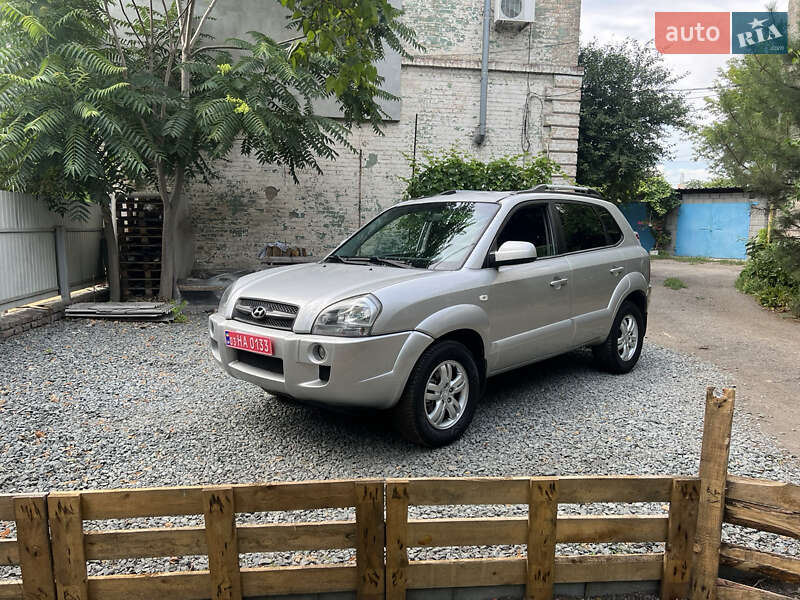 Позашляховик / Кросовер Hyundai Tucson 2009 в Дніпрі