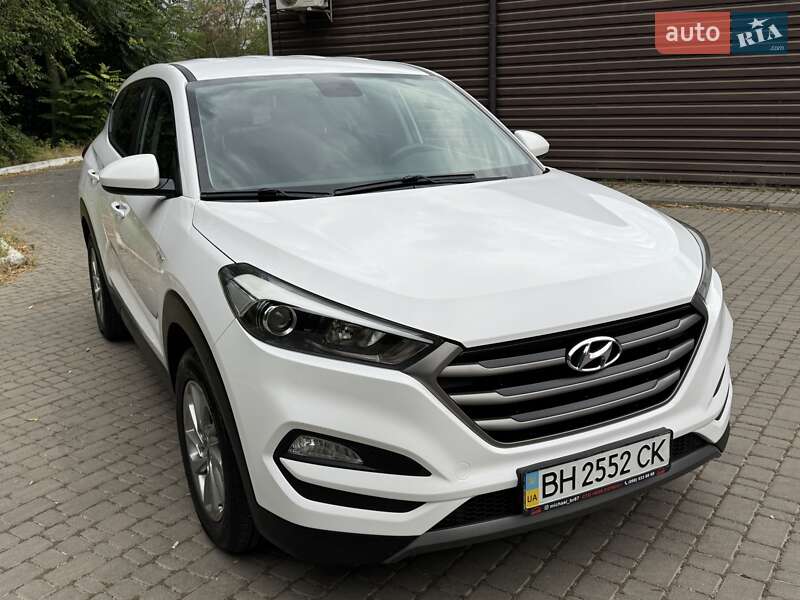 Внедорожник / Кроссовер Hyundai Tucson 2015 в Одессе