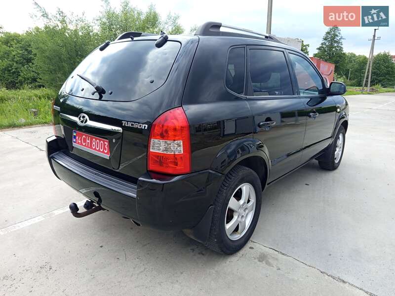 Внедорожник / Кроссовер Hyundai Tucson 2006 в Косове