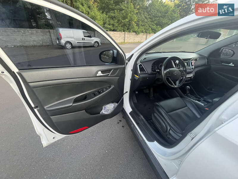 Внедорожник / Кроссовер Hyundai Tucson 2016 в Житомире фото 27 Внедорожник / Кроссовер Hyundai Tucson 2016 в Житомире