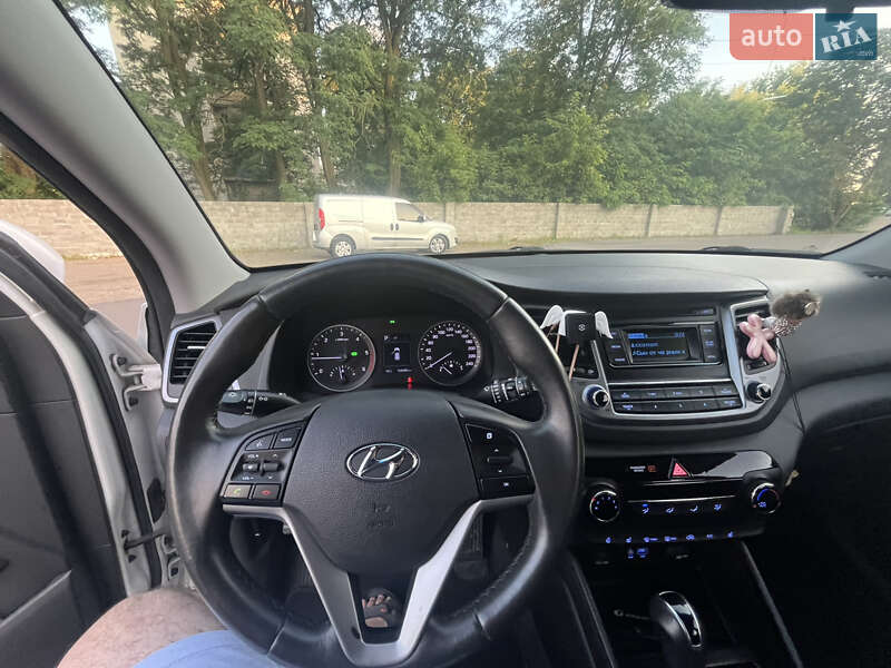 Внедорожник / Кроссовер Hyundai Tucson 2016 в Житомире фото 26 Внедорожник / Кроссовер Hyundai Tucson 2016 в Житомире