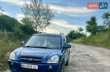 Внедорожник / Кроссовер Hyundai Tucson 2006 в 