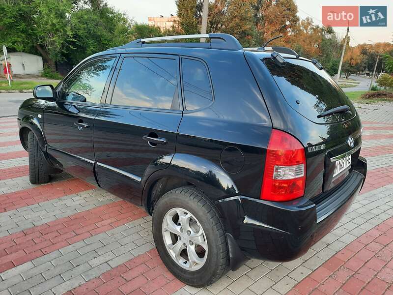 Внедорожник / Кроссовер Hyundai Tucson 2008 в Запорожье