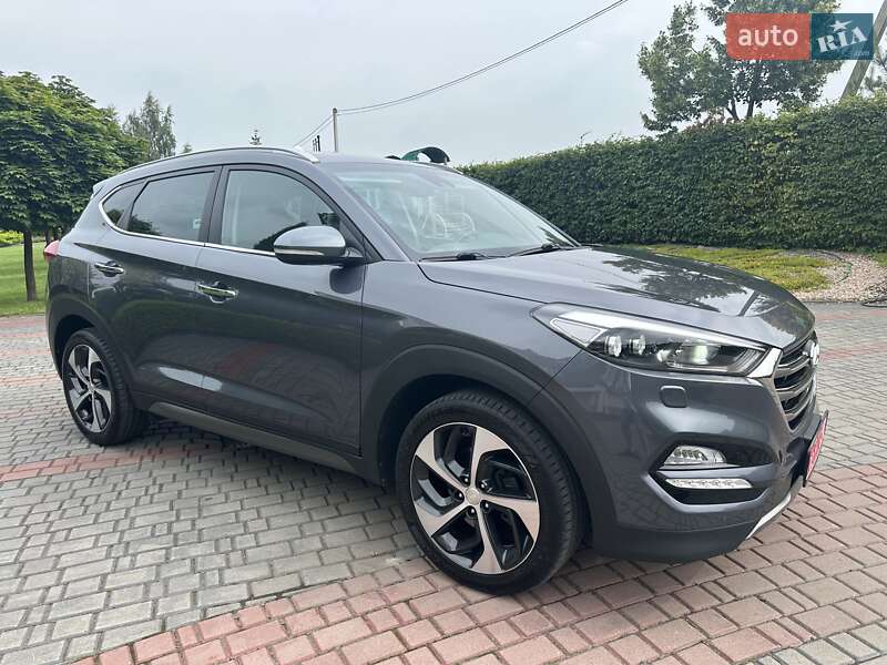 Внедорожник / Кроссовер Hyundai Tucson 2015 в Луцке