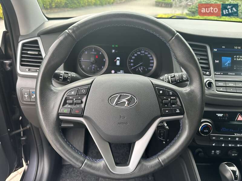 Внедорожник / Кроссовер Hyundai Tucson 2015 в Луцке