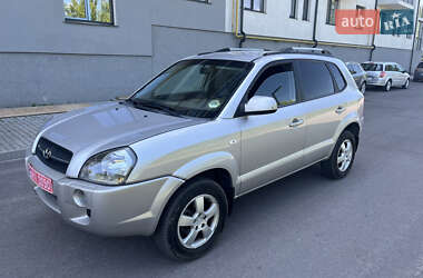 Позашляховик / Кросовер Hyundai Tucson 2006 в Сарнах