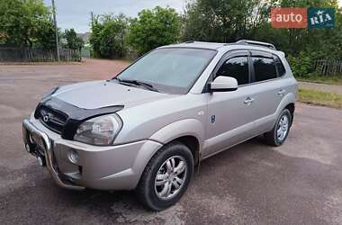Внедорожник / Кроссовер Hyundai Tucson 2006 в 