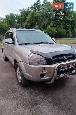 Внедорожник / Кроссовер Hyundai Tucson 2006 в 
