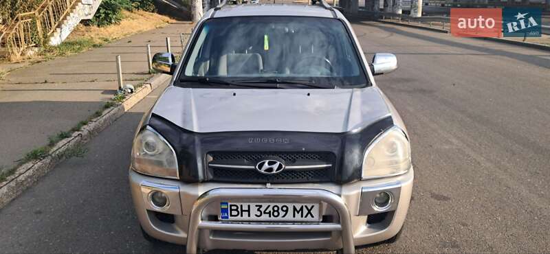 Позашляховик / Кросовер Hyundai Tucson 2005 в Одесі