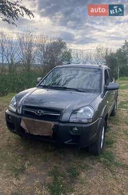 Позашляховик / Кросовер Hyundai Tucson 2009 в Ізюмі