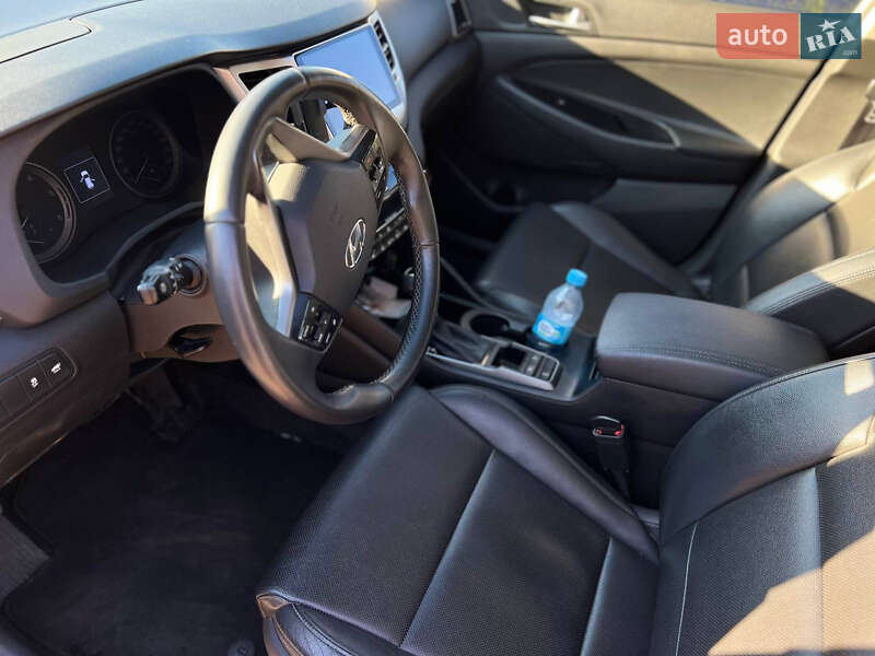 Позашляховик / Кросовер Hyundai Tucson 2016 в Кривому Розі