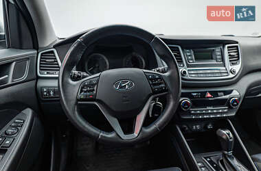 Внедорожник / Кроссовер Hyundai Tucson 2017 в 