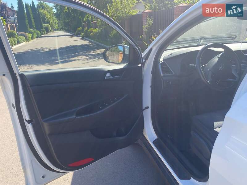 Позашляховик / Кросовер Hyundai Tucson 2018 в Києві