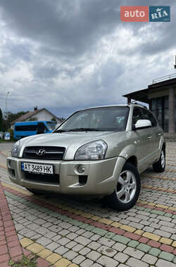 Позашляховик / Кросовер Hyundai Tucson 2006 в Надвірній
