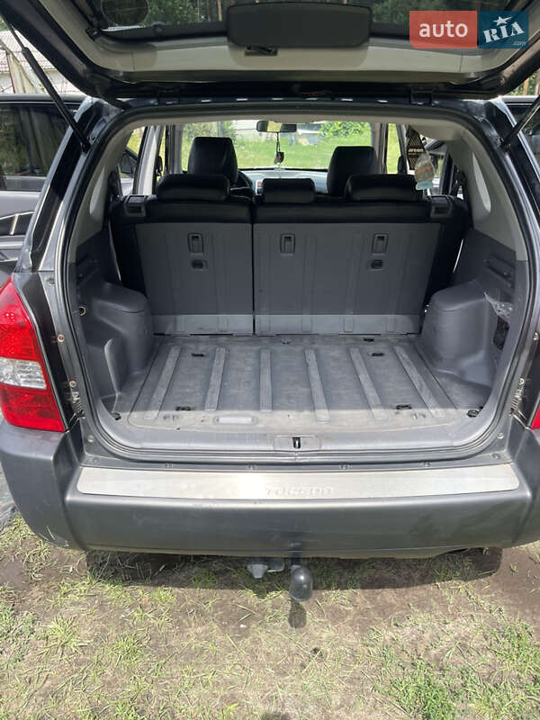 Внедорожник / Кроссовер Hyundai Tucson 2004 в Киеве