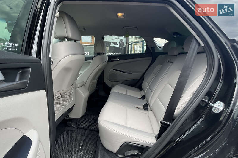 Позашляховик / Кросовер Hyundai Tucson 2017 в Стрию