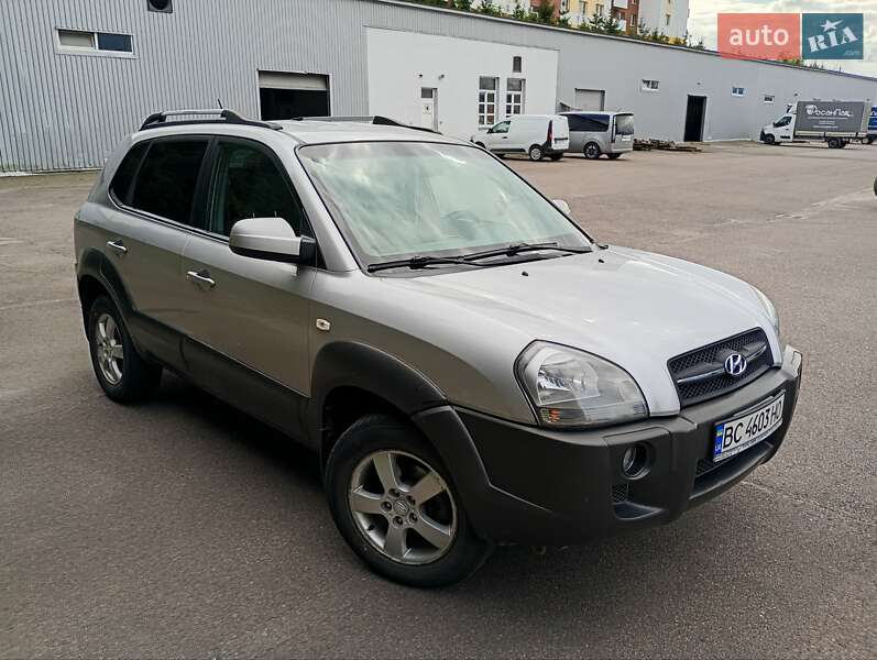 Позашляховик / Кросовер Hyundai Tucson 2005 в Львові