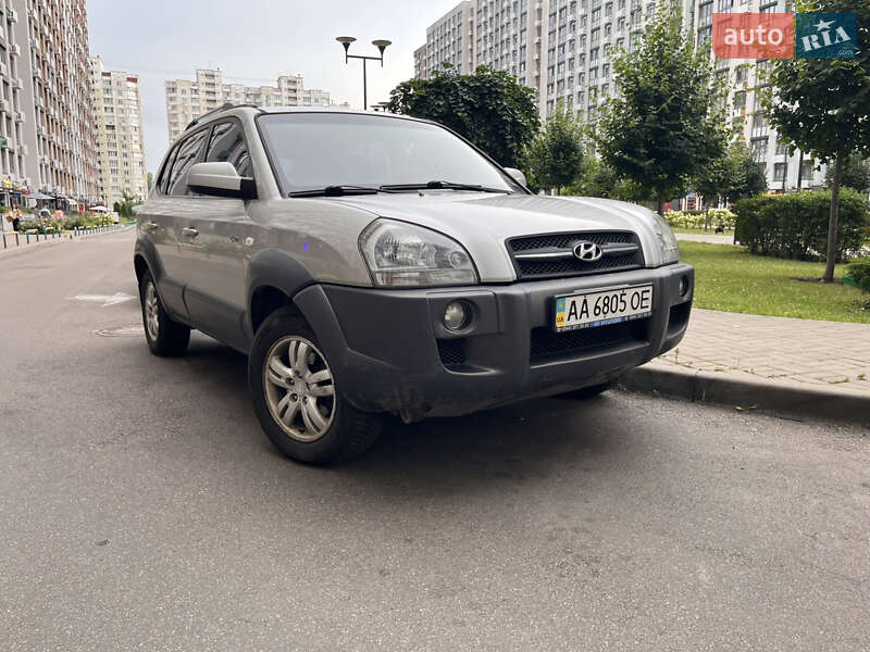 Позашляховик / Кросовер Hyundai Tucson 2007 в Києві