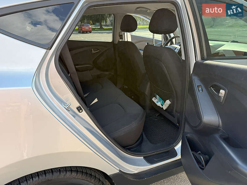 Внедорожник / Кроссовер Hyundai Tucson 2014 в Броварах фото 8 Внедорожник / Кроссовер Hyundai Tucson 2014 в Броварах