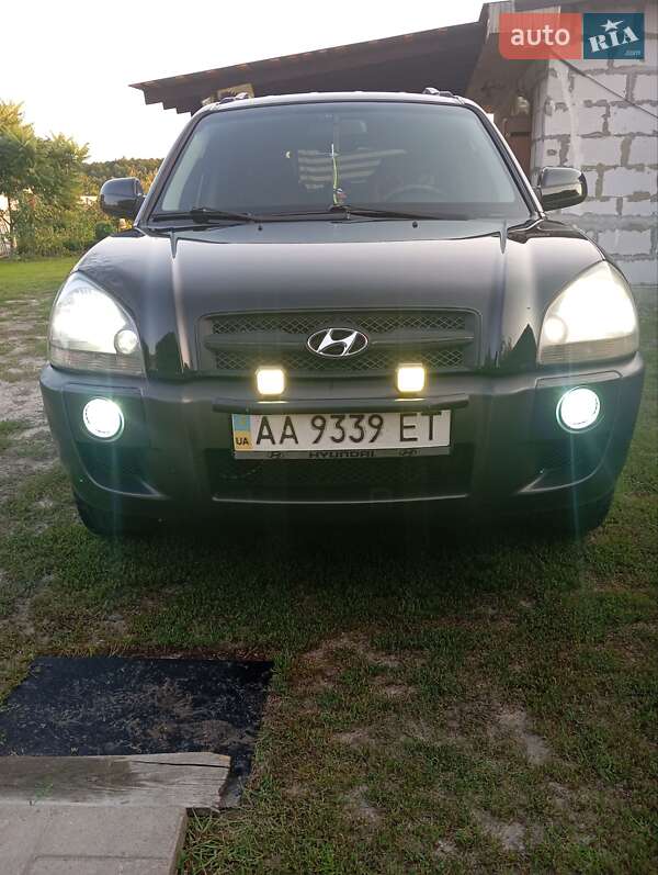 Позашляховик / Кросовер Hyundai Tucson 2006 в Києві фото 3 Позашляховик / Кросовер Hyundai Tucson 2006 в Києві