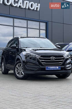 Внедорожник / Кроссовер Hyundai Tucson 2016 в Нововолынске