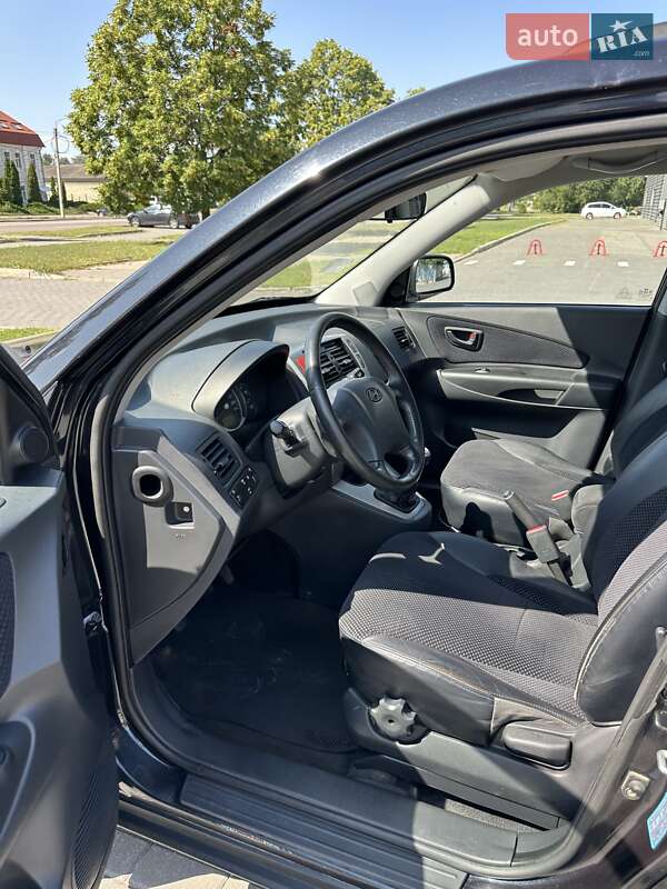 Внедорожник / Кроссовер Hyundai Tucson 2009 в Харькове