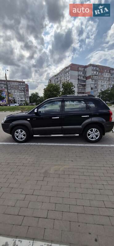 Позашляховик / Кросовер Hyundai Tucson 2008 в Сумах