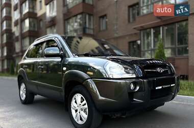 Позашляховик / Кросовер Hyundai Tucson 2011 в Чернігові