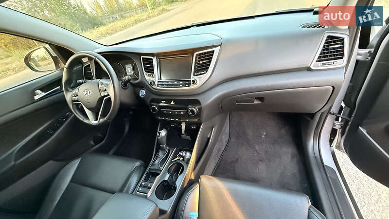 Внедорожник / Кроссовер Hyundai Tucson 2016 в Белгороде-Днестровском