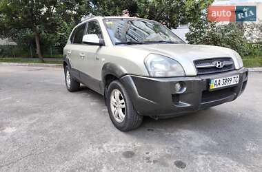 Позашляховик / Кросовер Hyundai Tucson 2007 в Києві