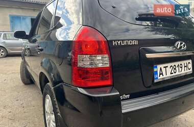 Внедорожник / Кроссовер Hyundai Tucson 2009 в 