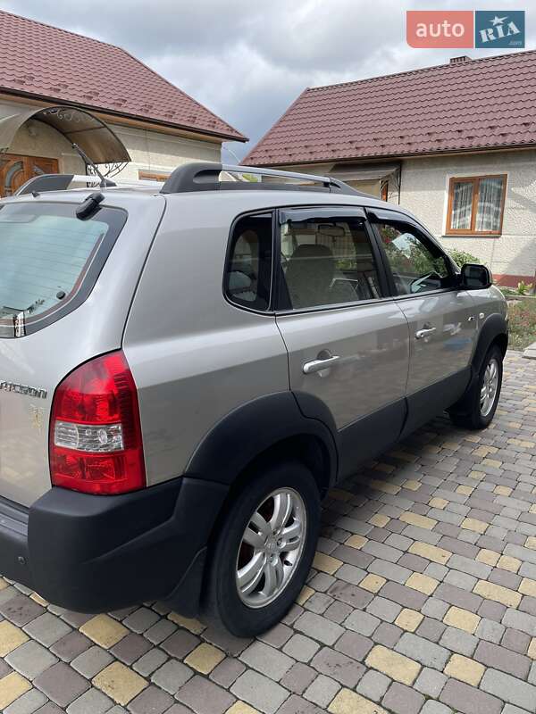 Внедорожник / Кроссовер Hyundai Tucson 2008 в Черновцах фото 35 Внедорожник / Кроссовер Hyundai Tucson 2008 в Черновцах