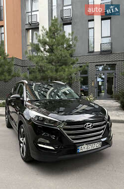Позашляховик / Кросовер Hyundai Tucson 2016 в Києві