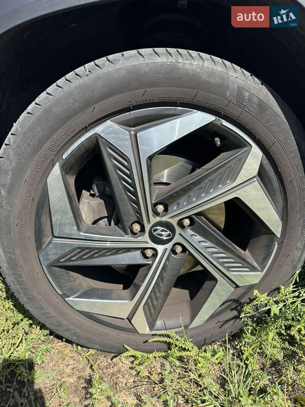 Внедорожник / Кроссовер Hyundai Tucson 2021 в Киеве