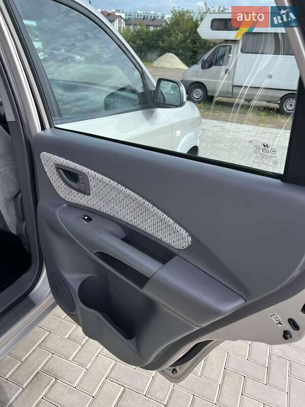 Позашляховик / Кросовер Hyundai Tucson 2005 в Рівному фото 17 Позашляховик / Кросовер Hyundai Tucson 2005 в Рівному
