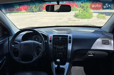 Внедорожник / Кроссовер Hyundai Tucson 2008 в 
