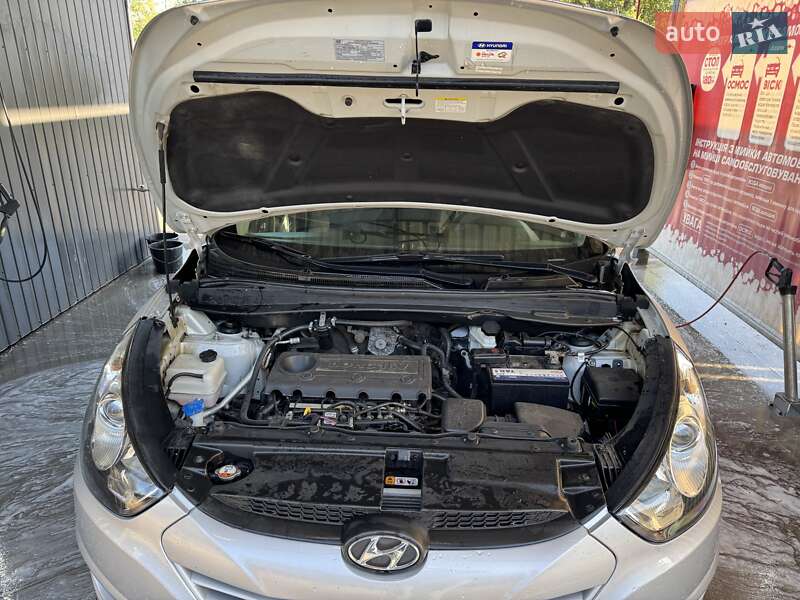 Позашляховик / Кросовер Hyundai Tucson 2012 в Черкасах