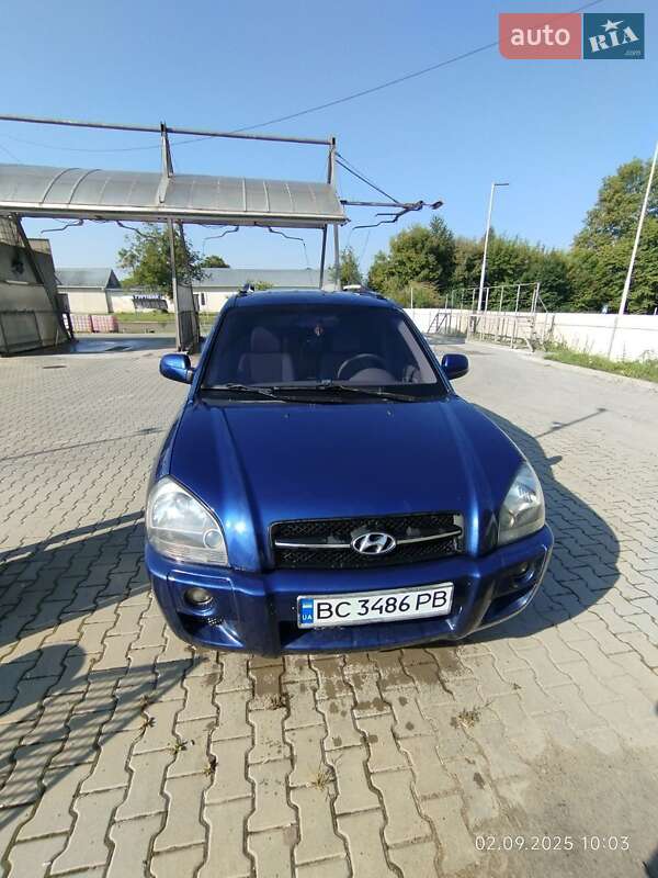 Позашляховик / Кросовер Hyundai Tucson 2004 в Самборі