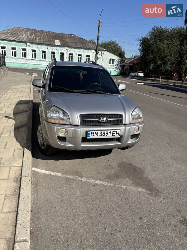 Позашляховик / Кросовер Hyundai Tucson 2005 в Ромнах фото 5 Позашляховик / Кросовер Hyundai Tucson 2005 в Ромнах